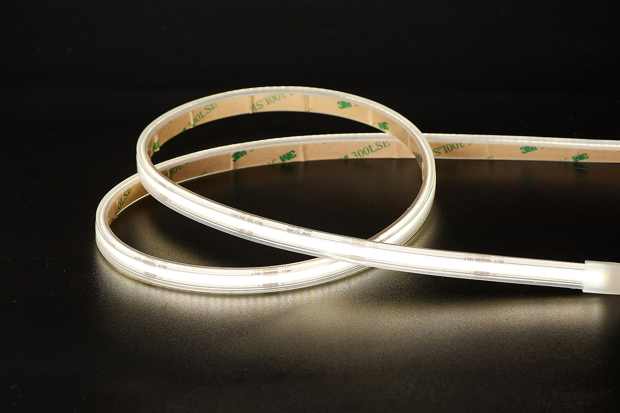 Axios Flow Strip Lighting Dlux IP65 Strip